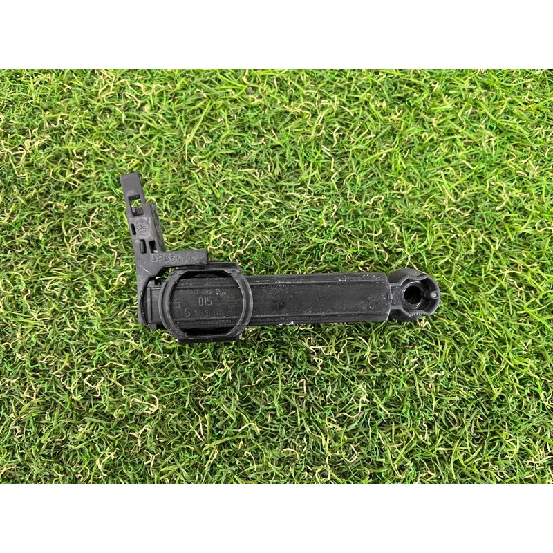 Амортизатор бардачка (салон) AUDI A4 B9 2017 2.0 8W1880324