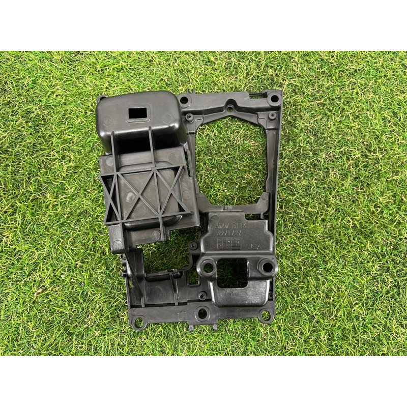 Крепление центральной консоли (салон) BMW X5 E70 2008 4.8 N62/TU 51166971727