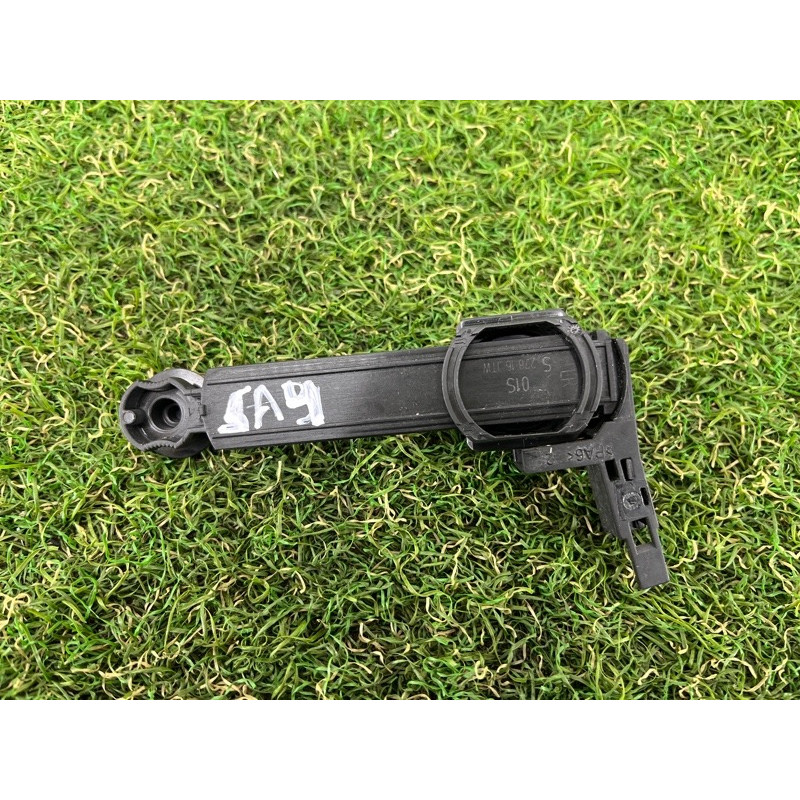 Амортизатор бардачка (салон) AUDI A4 B9 2017 2.0 8W1880324