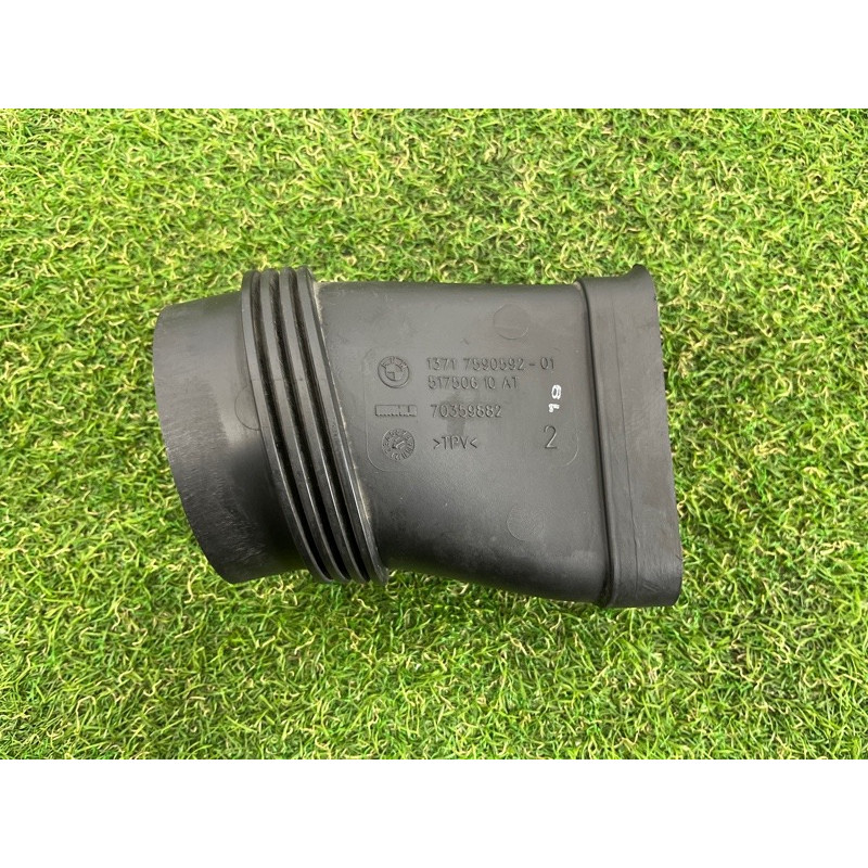 Патрубок воздушного фильтра (впускная система) BMW 5-series F10 2011 3.0 13717590592