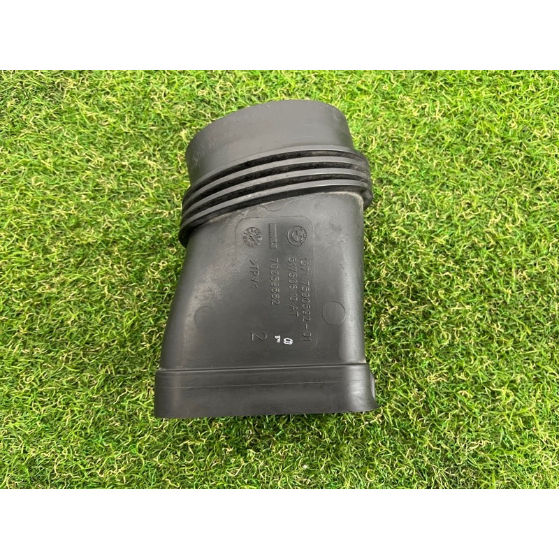 Патрубок воздушного фильтра (впускная система) BMW 5-series F10 2011 3.0 13717590592