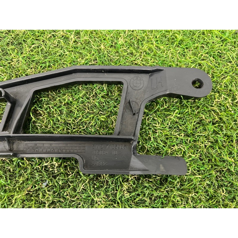 Крепление бампера (кузов и элементы) BMW X5 E70 2008 4.8 N62/TU 51127185985
