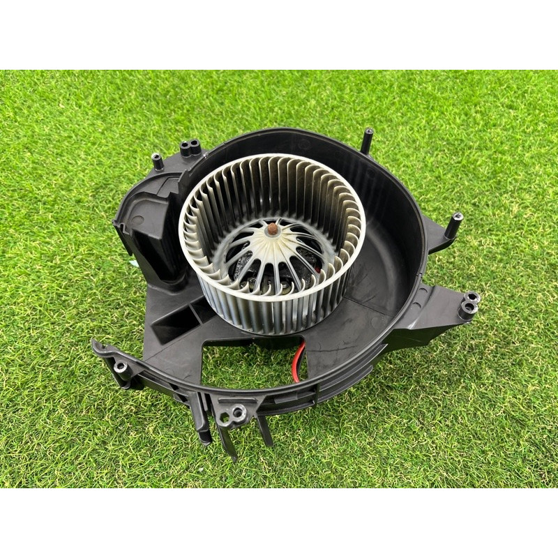 Мотор печки (отопление и кондиционирование) BMW 5-series F10 2011 3.0 64119242607