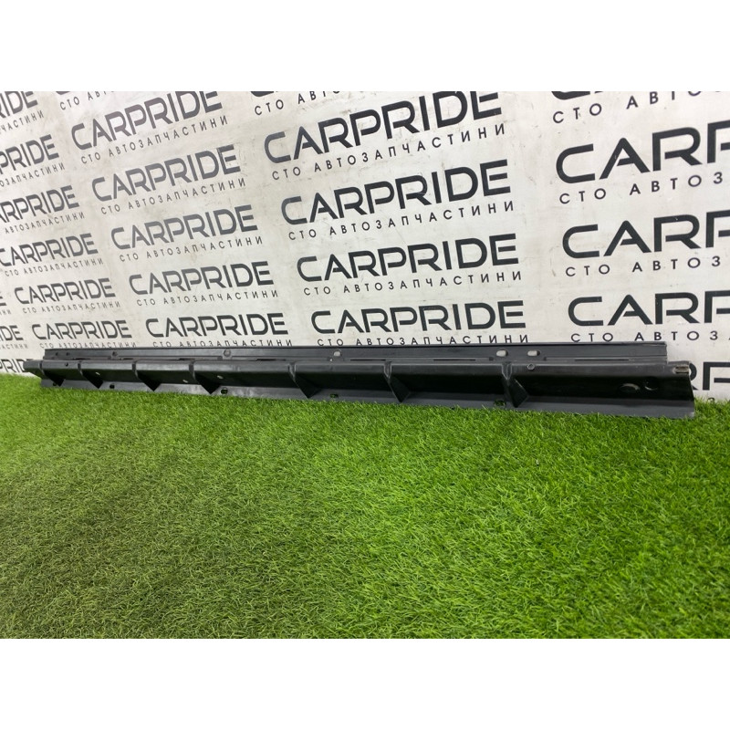 Крепление порога (кузов и элементы) BMW X5 E53 M57d30 51718408710