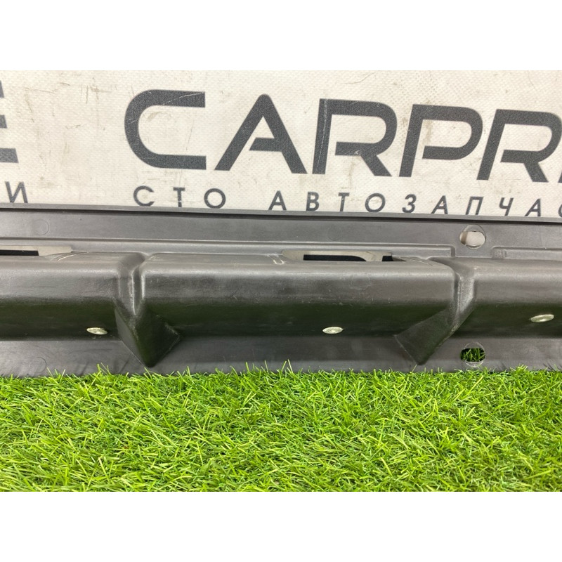 Крепление порога (кузов и элементы) BMW X5 E53 M57d30 51718408710