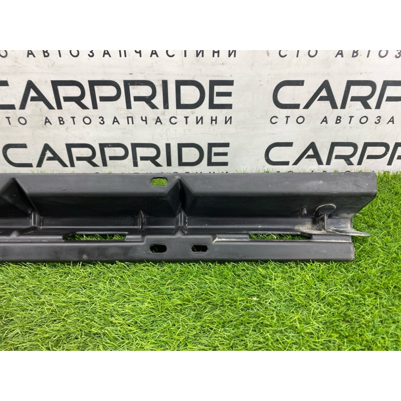 Крепление порога (кузов и элементы) BMW X5 E53 M57d30 51718408710