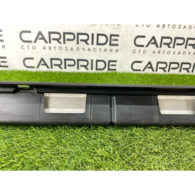 Крепление порога (кузов и элементы) BMW X5 E53 M57d30 51718408710