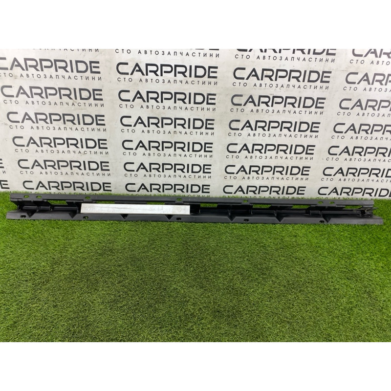 Крепление порога (кузов и элементы) BMW X5 E53 M57d30 51718408709