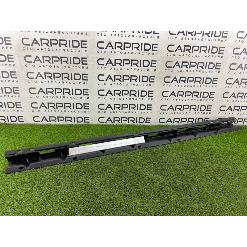 Крепление порога (кузов и элементы) BMW X5 E53 M57d30 51718408709