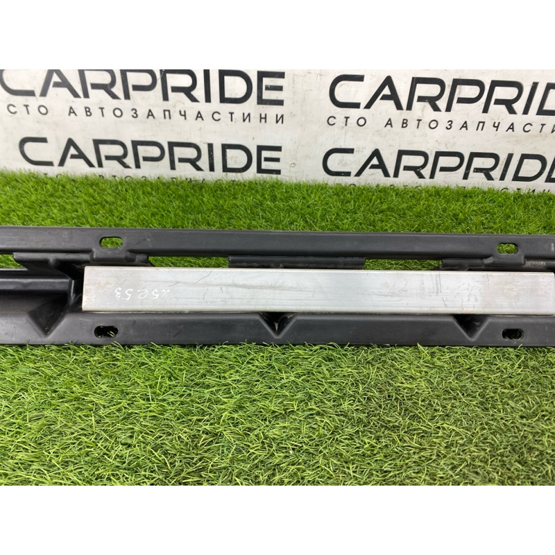 Крепление порога (кузов и элементы) BMW X5 E53 M57d30 51718408709