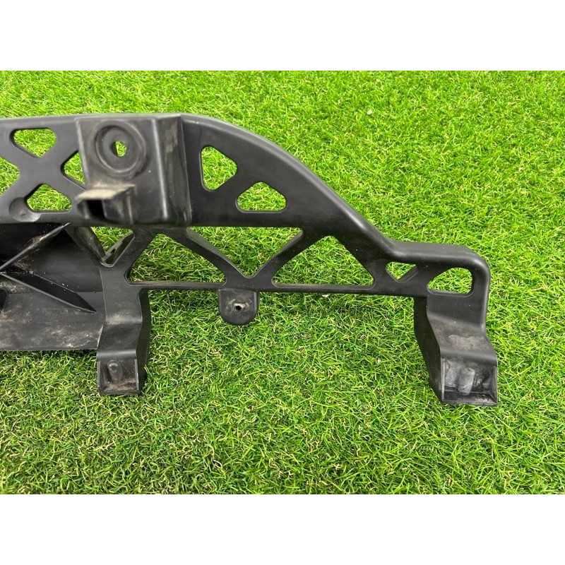 Крепление бампера (кузов и элементы) AUDI Q7 4L 2007 3.6 4L0807329