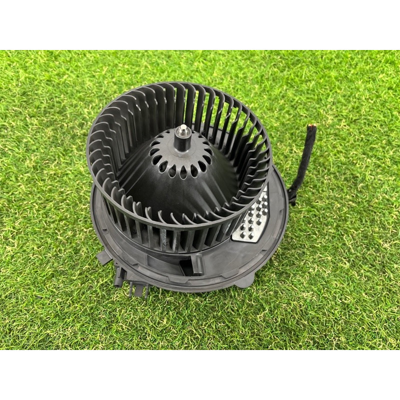 Мотор печки (отопление и кондиционирование) AUDI A3 8V 2018 2.0 CZRA 5Q1819021E