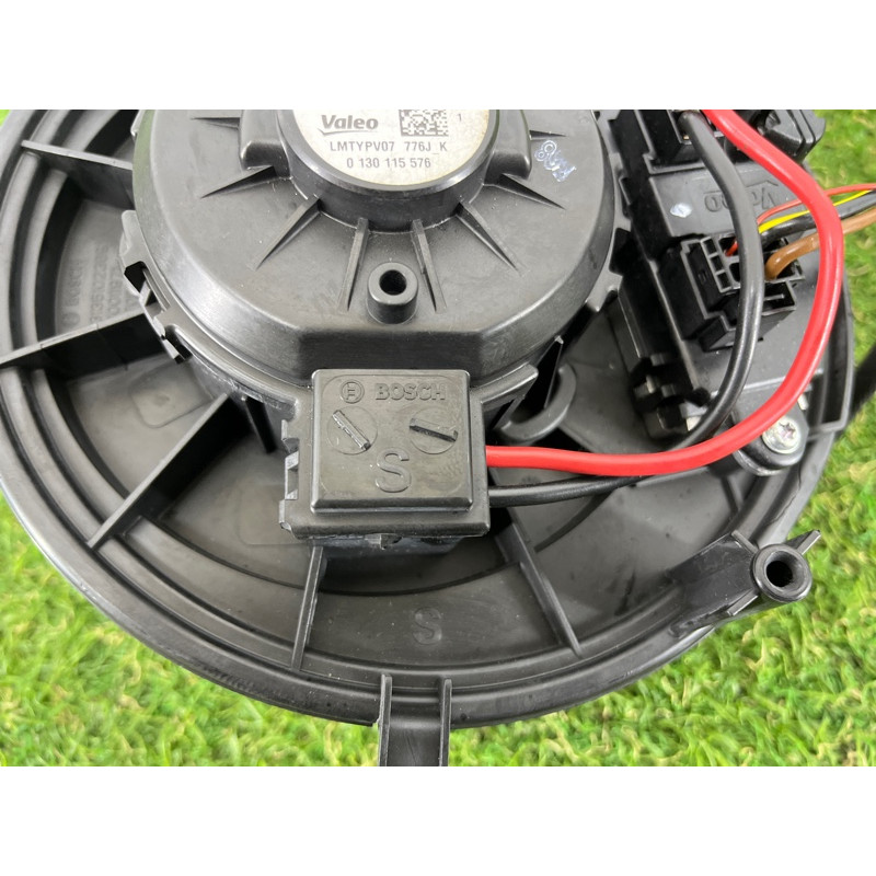 Мотор печки (отопление и кондиционирование) AUDI A3 8V 2018 2.0 CZRA 5Q1819021E