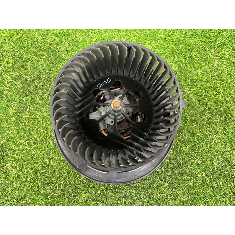 Мотор печки (отопление и кондиционирование) BMW X3 F25 2012 3.0 64119227670