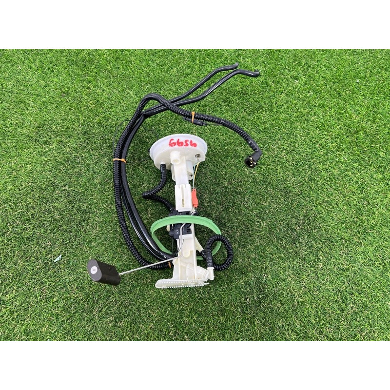 Датчик уровня топлива (электрика / датчики) BMW X5 E70 2008 3.0 N52N 16117195469