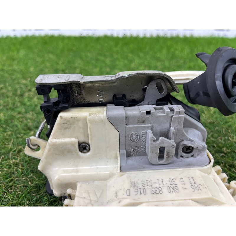 Замок двери (кузов и элементы) AUDI Q5 8R 2012 3.2 CALB 8K0839016D