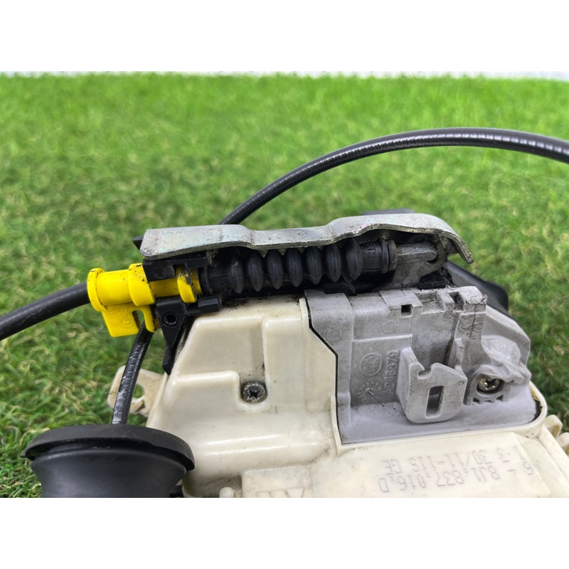 Замок двери (кузов и элементы) AUDI Q5 8R 2012 3.2 CALB 8J1837016D