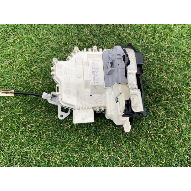 Замок двери (кузов и элементы) AUDI Q5 8R 2012 3.2 CALB 8K0839015D