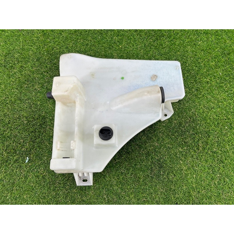 Бачок омивача (кузов і елементи) Volkswagen Touareg NF 2012 3.6 7P0955453A