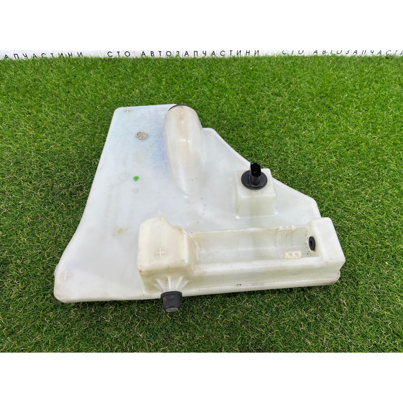 Бачок омивача (кузов і елементи) Volkswagen Touareg NF 2012 3.6 7P0955453A