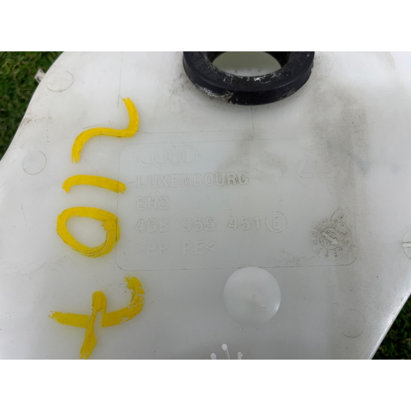 Бачок омывателя (кузов и элементы) AUDI A7 4G 2013 3.0 CGXB 4G8955453D