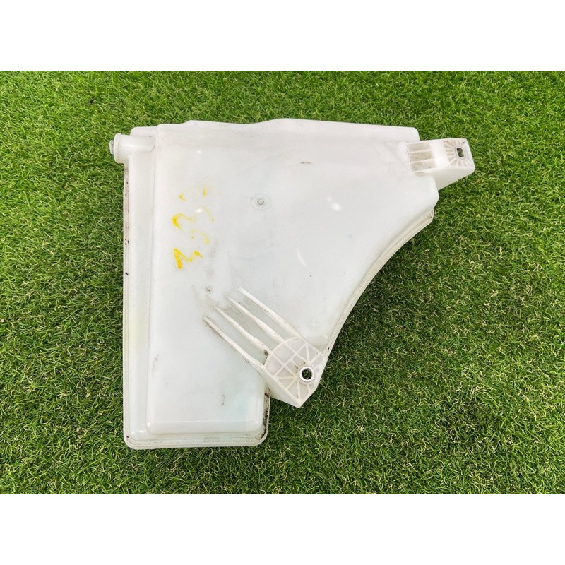 Бачок омывателя (кузов и элементы) Volkswagen Touareg NF 2012 3.0 7P0955453A
