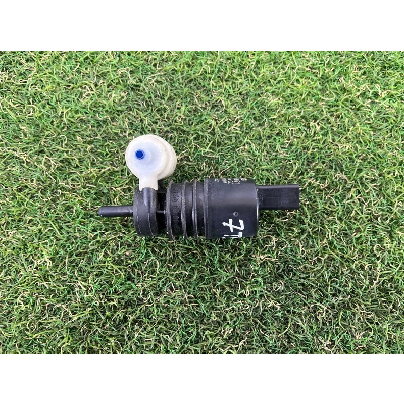 Мотор омывателя (электрика) Volkswagen Touareg FL 2015 3.6 1K6955651