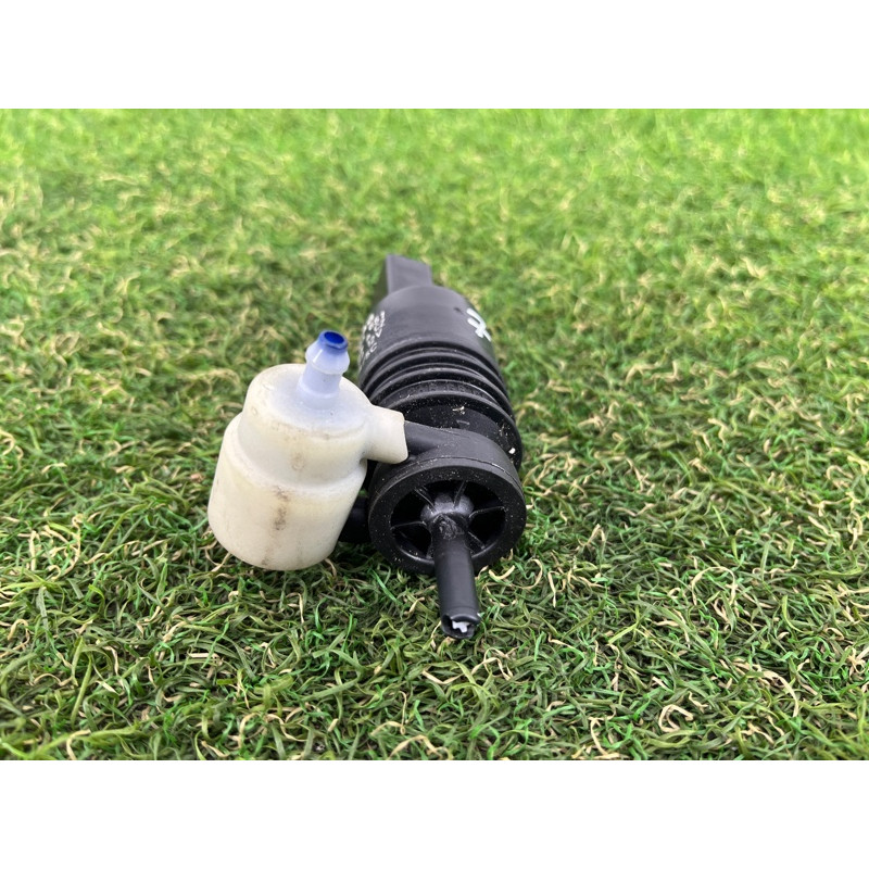 Мотор омывателя (электрика) Volkswagen Touareg FL 2015 3.6 1K6955651