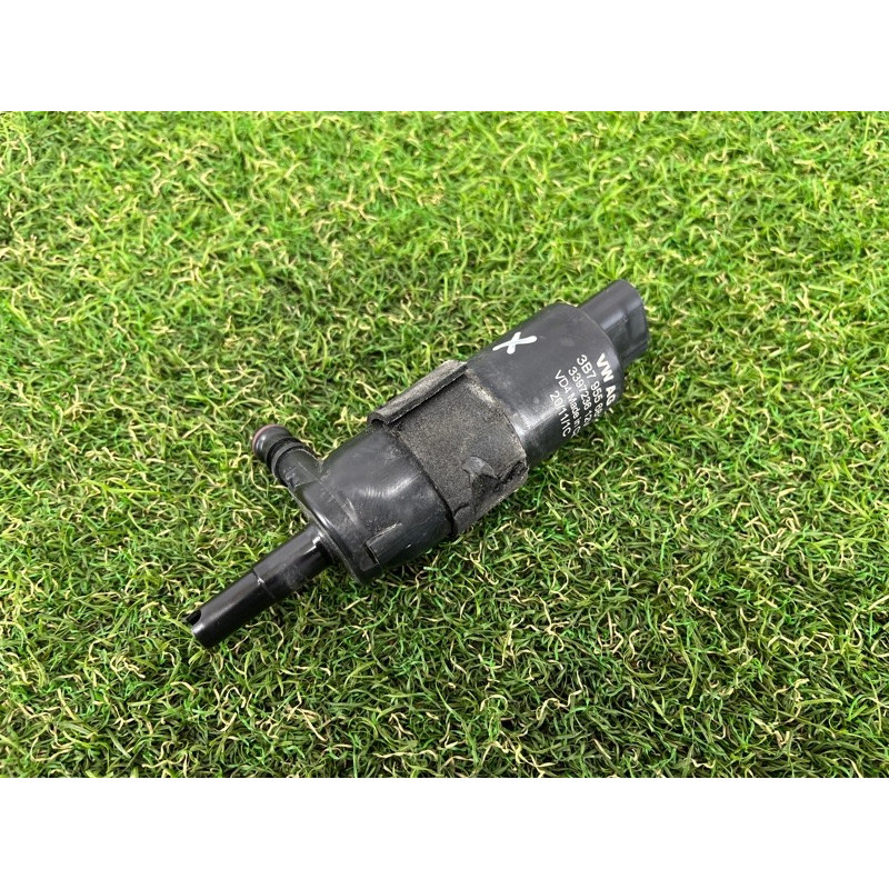 Мотор омывателя фар (электрика) AUDI Q5 8R 2012 3.2 CALB 3B7955681