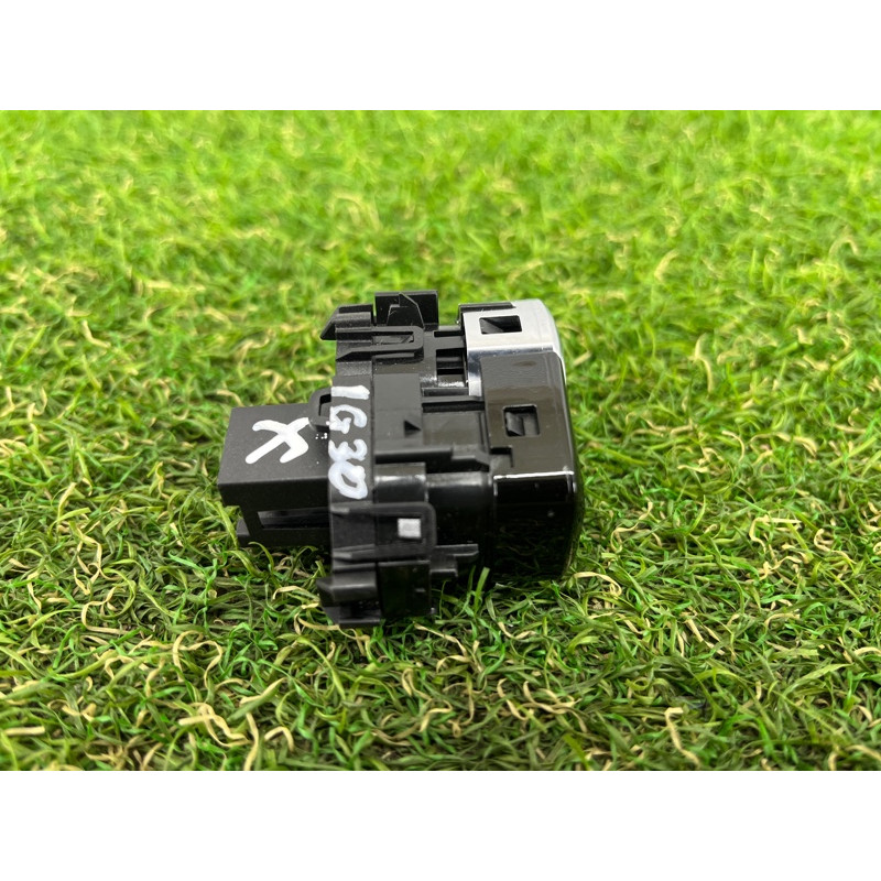 Кнопка Start Stop (електрика / кнопки) BMW 5-series G30 2017 2.0 B46B20 61316835087