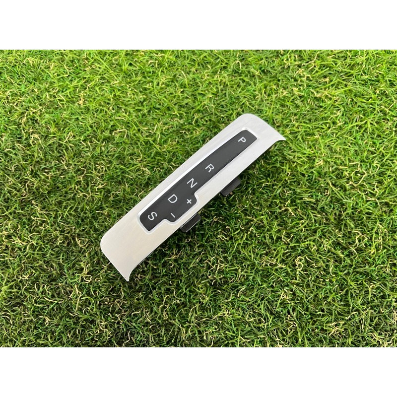 Индикатор селектора акпп (электрика) AUDI Q5 8R 2012 3.2 CALB 8K17134633Q7