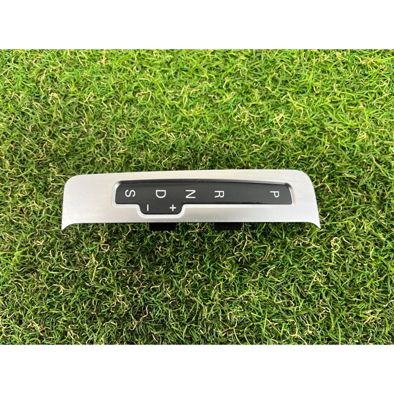 Индикатор селектора акпп (электрика) AUDI Q5 8R 2012 3.2 CALB 8K17134633Q7