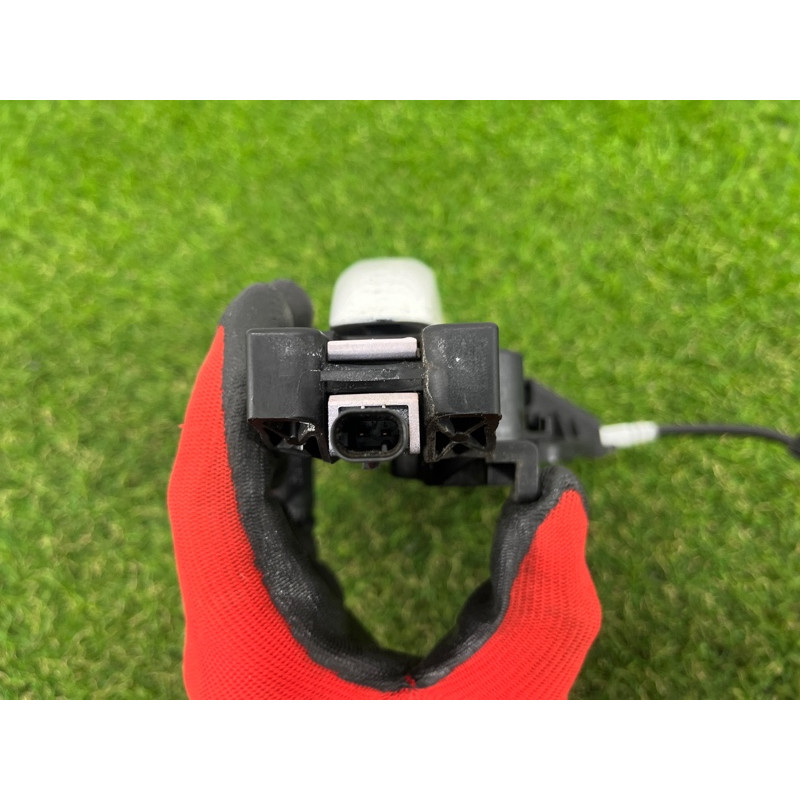 Ручка двері зовнішня (кузов і елементи) AUDI Q5 8R 2012 3.2 CALB 8T0837205AGRU