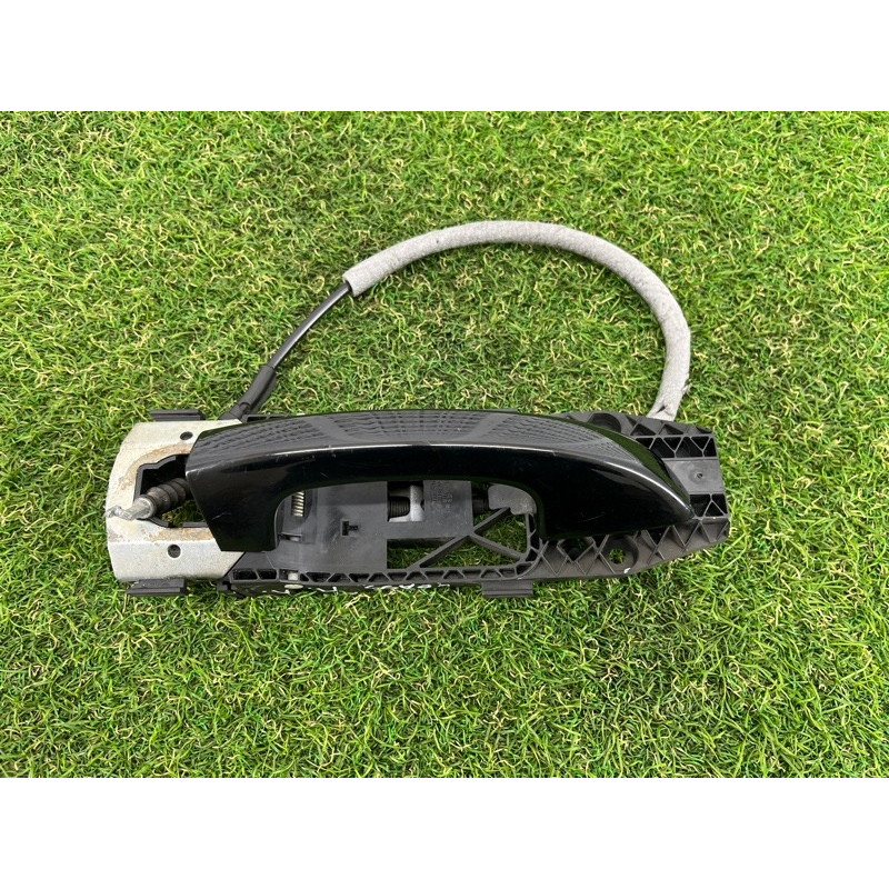 Ручка двери внешняя (кузов и элементы) Volkswagen Passat B7 2016 1.8 1K8837205FGRU