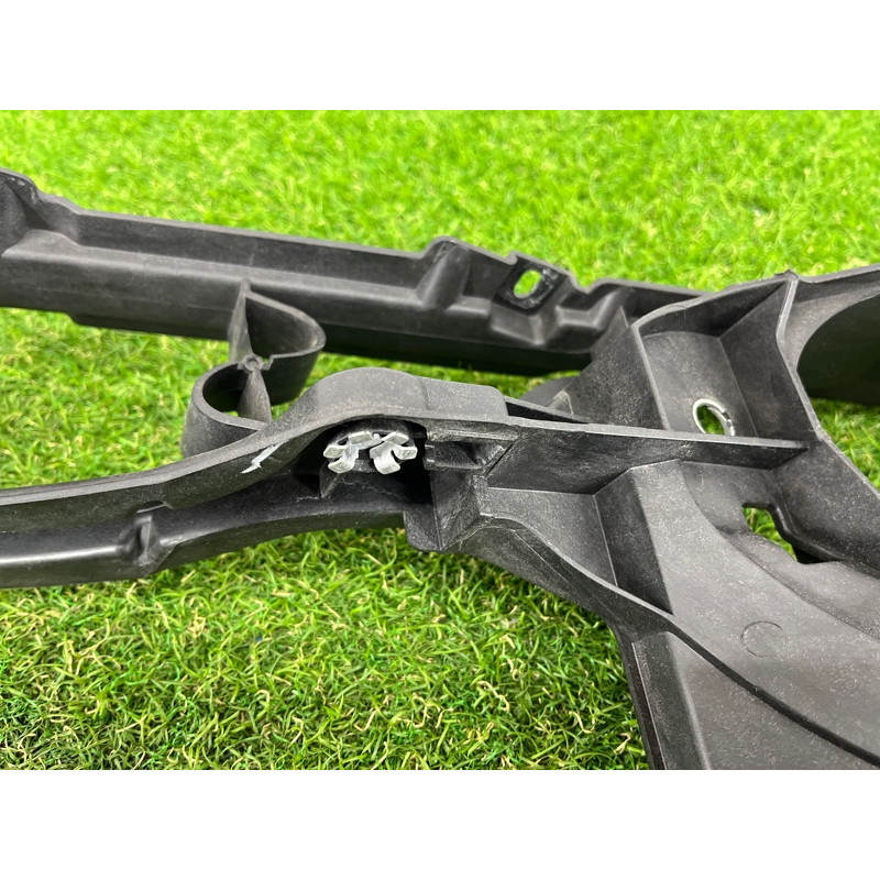 Крепление крыла (кузов и элементы) BMW X5 E70 2008 4.8 N62/TU 51657157989