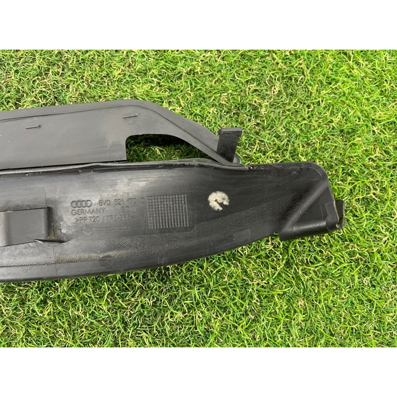 Накладка на крыло (кузов и элементы) AUDI A3 8V 2015 1.8 8V0821170C