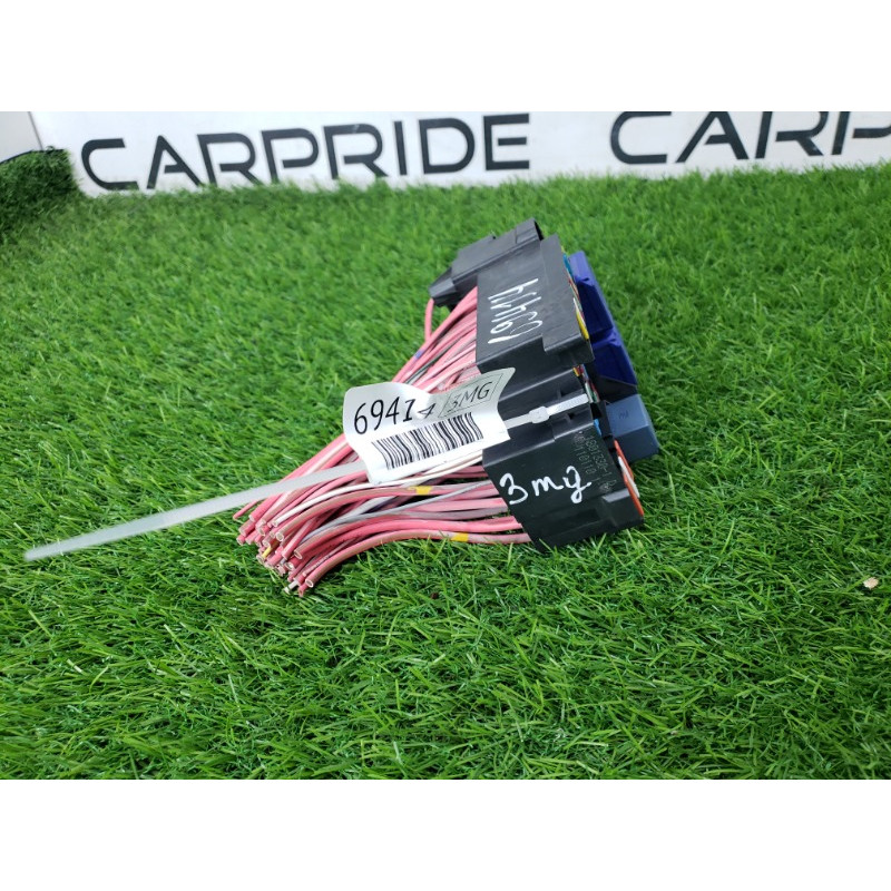 Блок предохранителей (электрика) Renault Megane 3 2011 1,5 dCi (K9K837) 18013301D