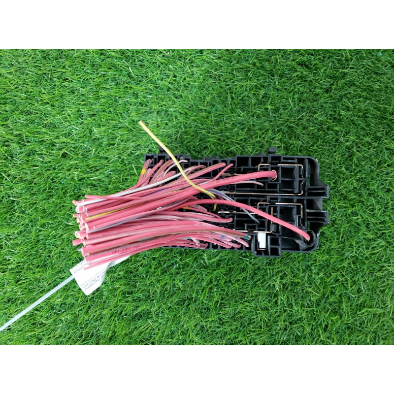 Блок предохранителей (электрика) Renault Megane 3 2011 1,5 dCi (K9K837) 18013301D