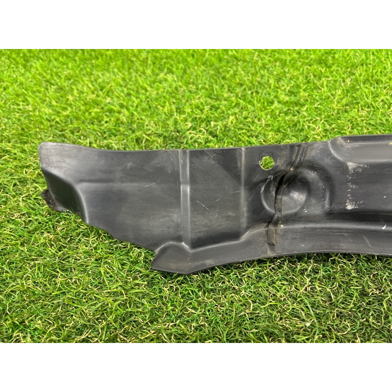 Уплотнитель крыла (кузов и элементы) AUDI Q7 4L 2007 3.6 4L0821112