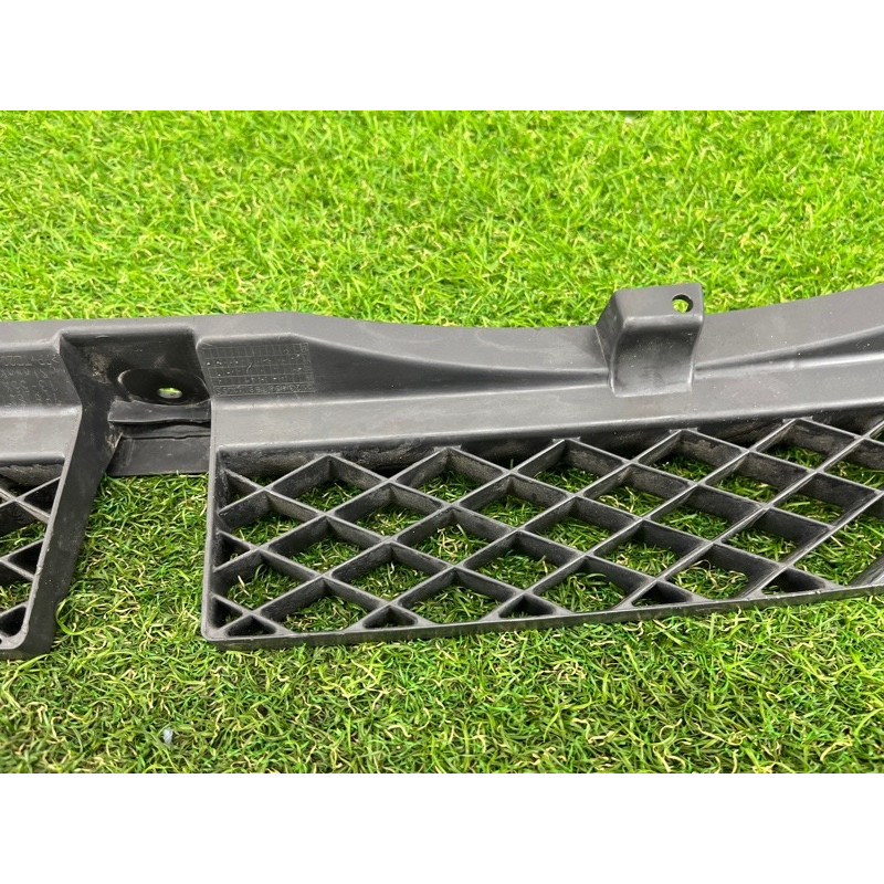 Кріплення бампера (кузов і елементи) Volkswagen Touareg NF 2012 3.6 7P6807863