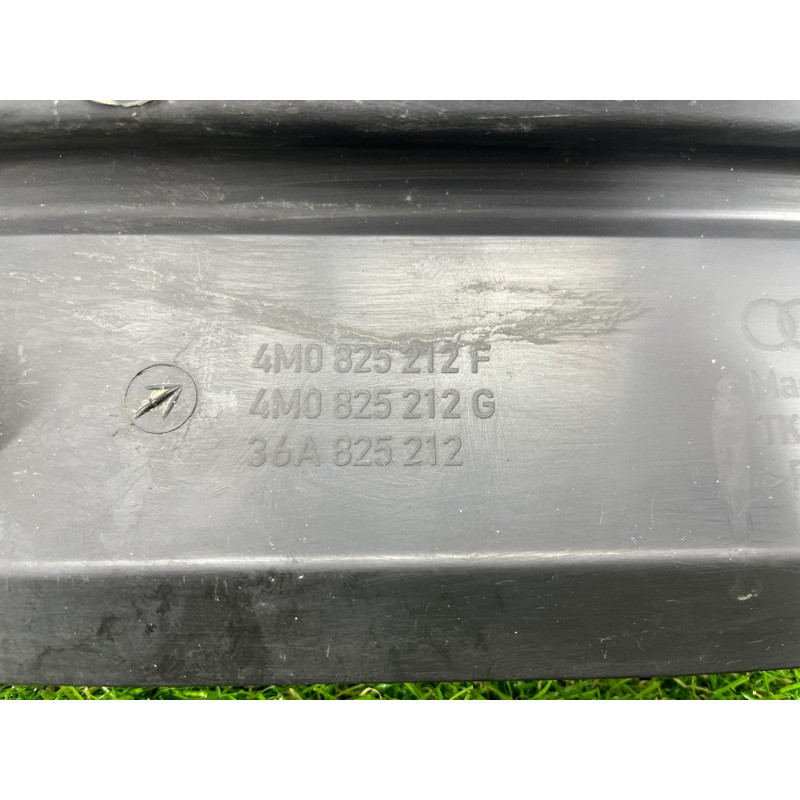 Накладка на поріг (кузов і елементи) AUDI Q7 4M 2018 3.0 TFSi 4M0825212F