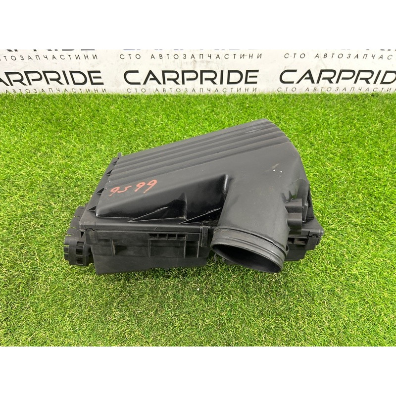 Корпус воздушного фильтра (впускная система) BMW X5 E70 2008 3.0 N52N 13717548885