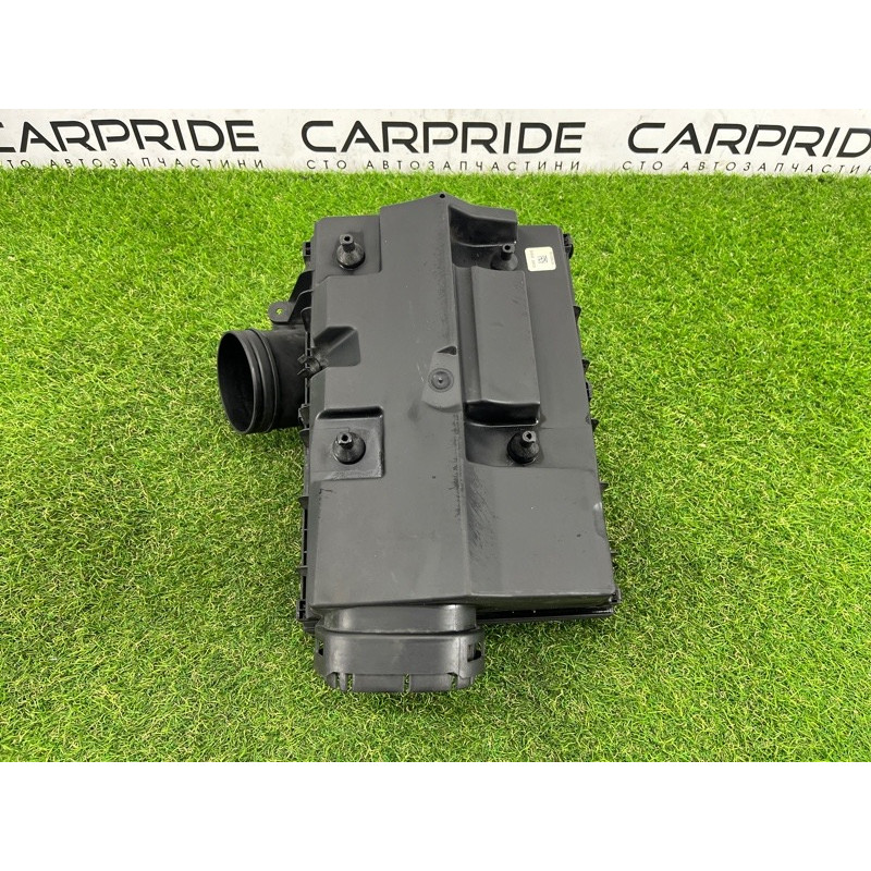 Корпус воздушного фильтра (впускная система) BMW X5 E70 2008 3.0 N52N 13717548885