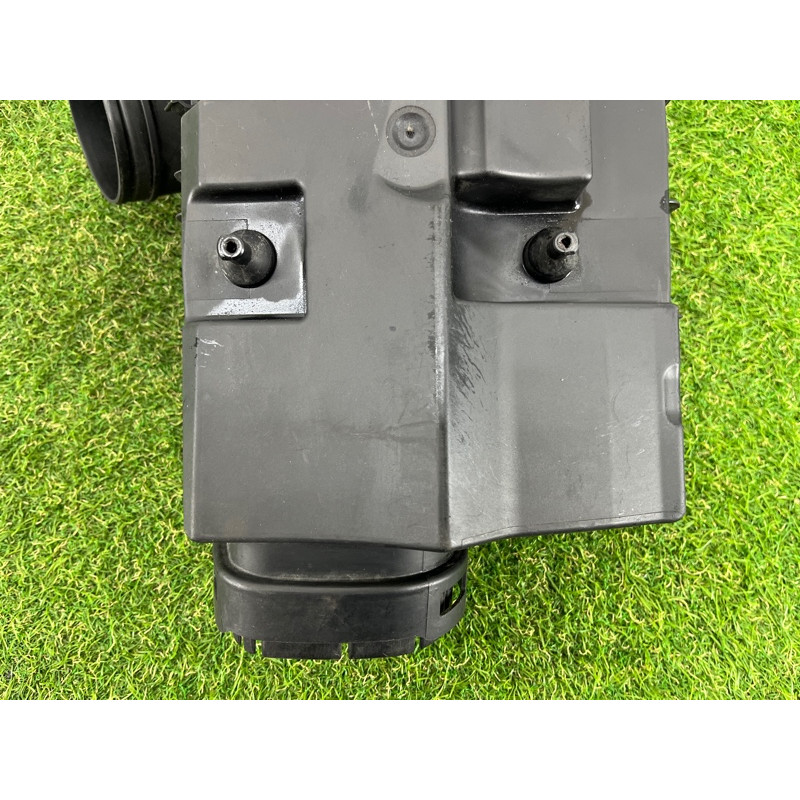 Корпус воздушного фильтра (впускная система) BMW X5 E70 2008 3.0 N52N 13717548885