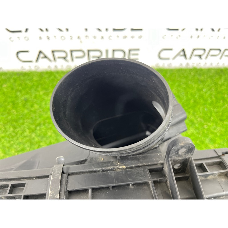 Корпус воздушного фильтра (впускная система) BMW X5 E70 2008 3.0 N52N 13717548885