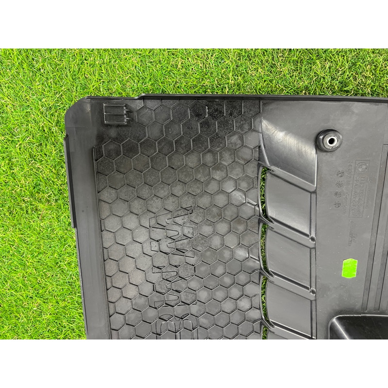 Декоративная крышка двигателя (двигатель и элементы) BMW X3 F25 2012 3.0 11127584636