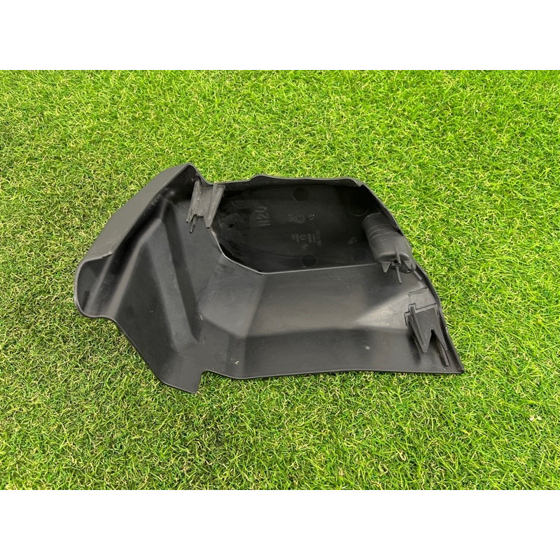 Крышка блока предохранителей (двигатель и элементы) BMW 2-series F22 2015 2.0 12908616568