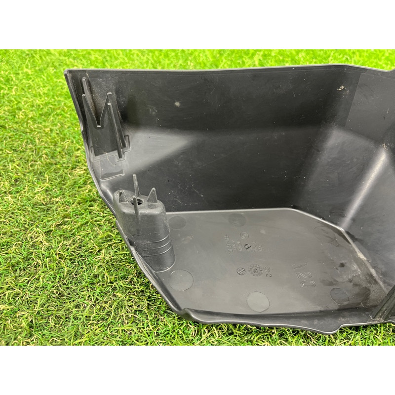 Крышка блока предохранителей (двигатель и элементы) BMW 2-series F22 2015 2.0 12908616568