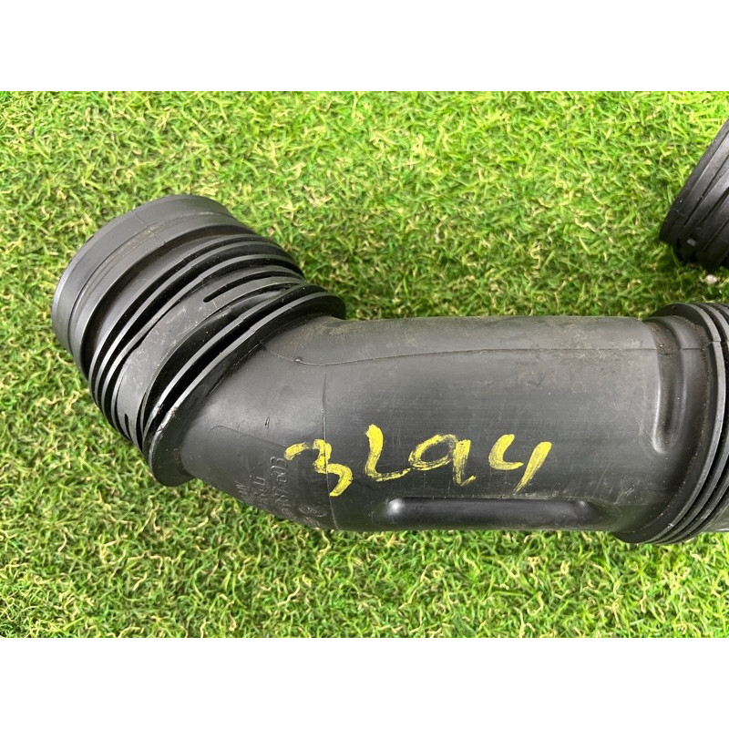 Патрубок повітряного фільтра (подача палива) AUDI Q7 4L 2007 3.6 7L0129684B