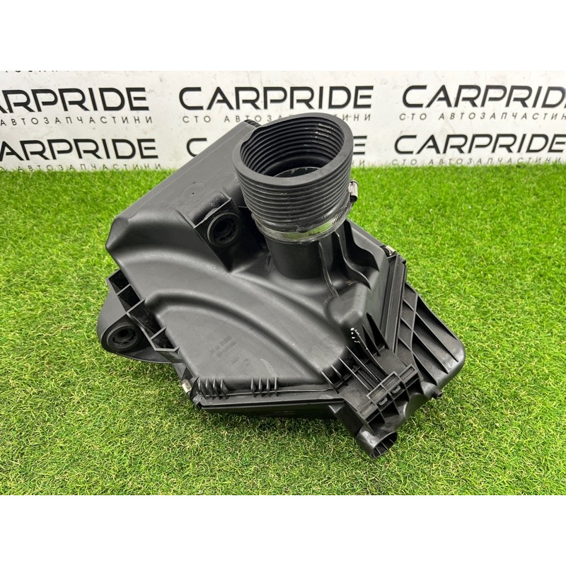 Корпус воздушного фильтра (впускная система) BMW X3 F25 2012 3.0 13717601871